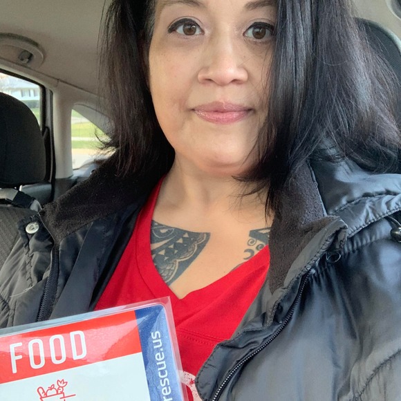 Meet your Posher, Lisa - Picture 1 of 1